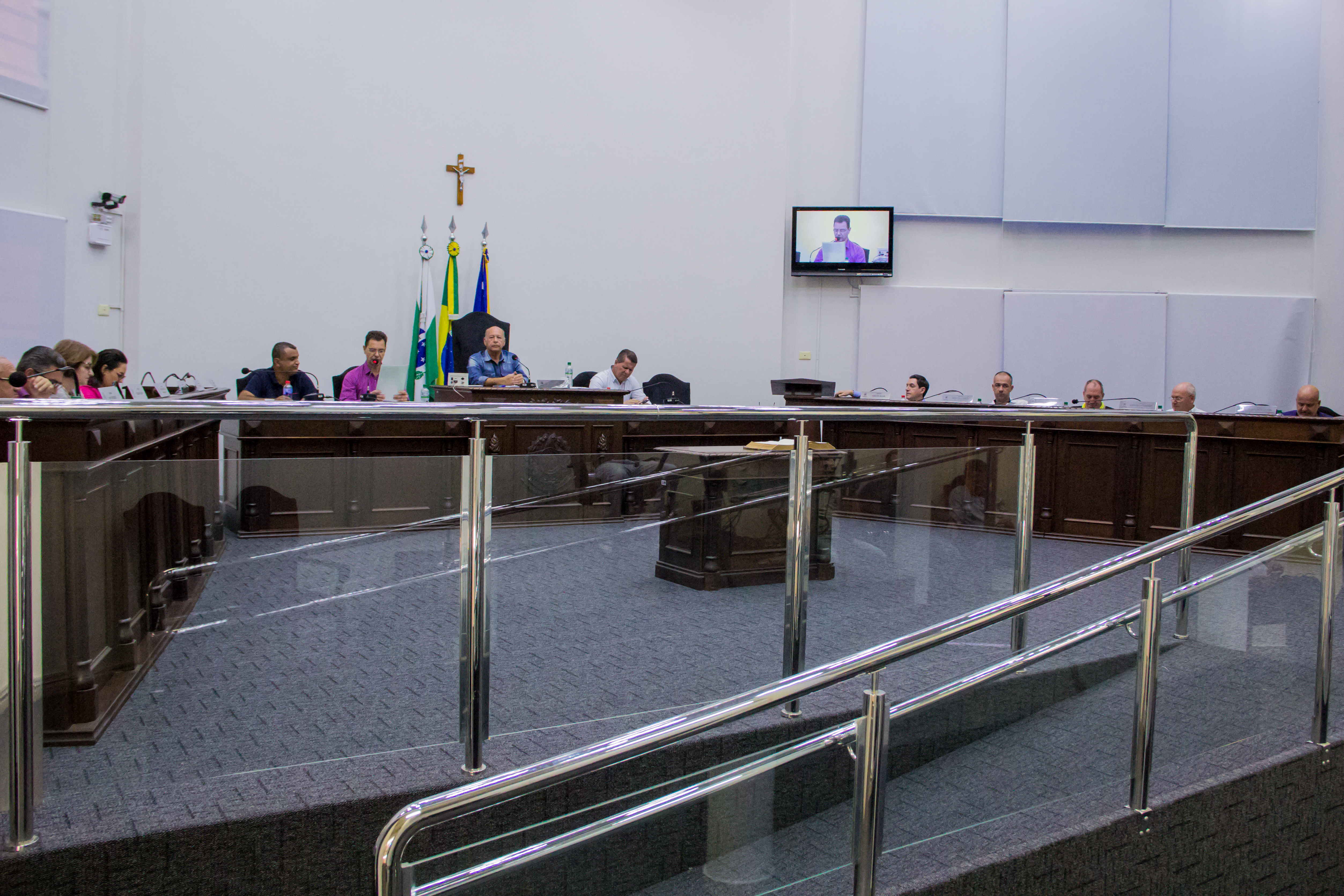 CÂMARA APROVA CONCESSÃO DE AUXÍLIO ALIMENTAÇÃO A SERVIDORES MUNICIPAIS